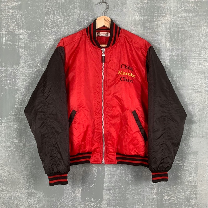 《 福星Flexing✨》櫻桃小丸子 早期 電繡 拼接 拼色 尼龍 棒球外套 夾克 鋪棉 刺繡 圓領 拼布 紅黑 古著 古着 昭和 日系-1