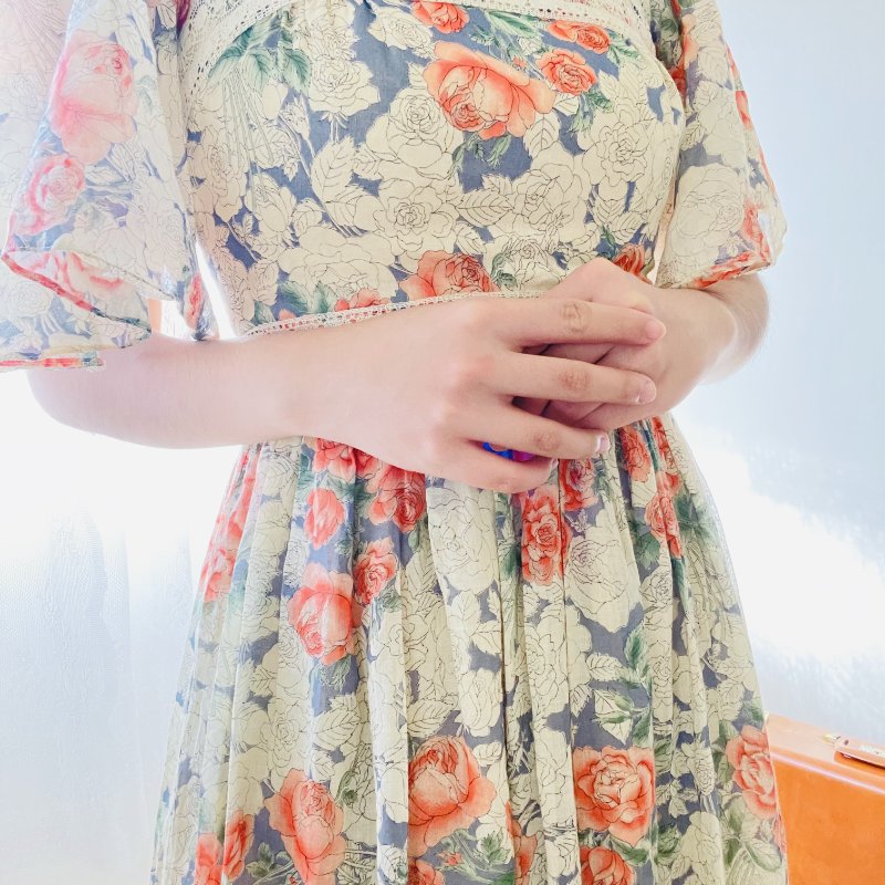 玫瑰花園方領高腰洋裝-4