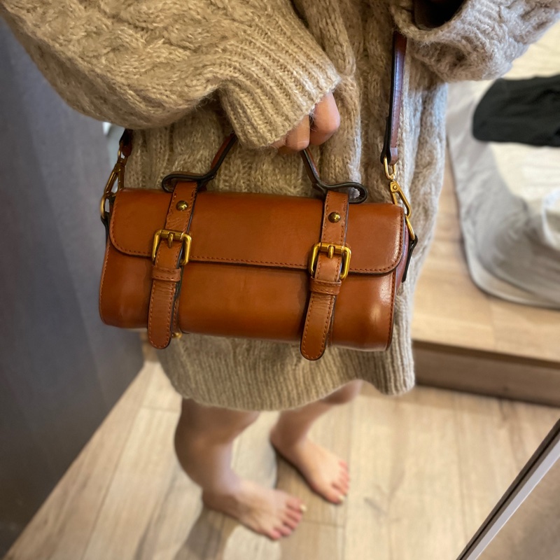 台灣製真皮包包 瑕疵有附照片-2