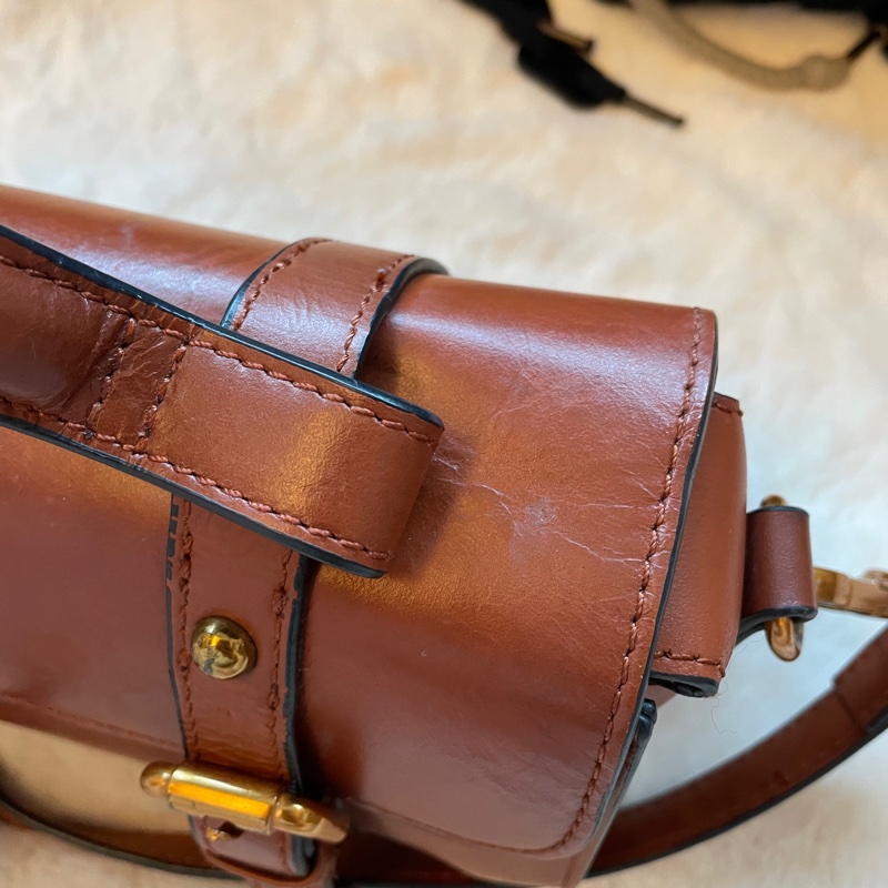 台灣製真皮包包 瑕疵有附照片-3