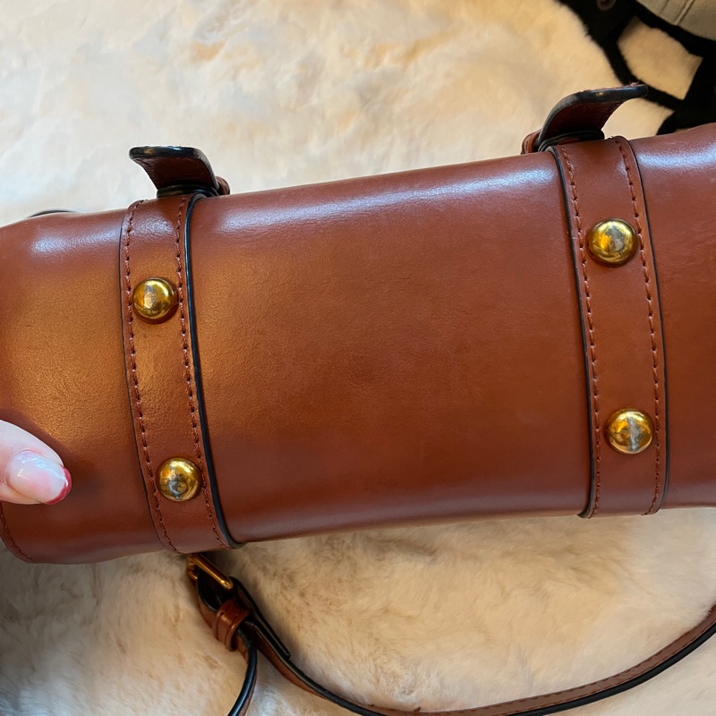 台灣製真皮包包 瑕疵有附照片-5