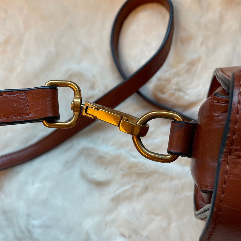 台灣製真皮包包 瑕疵有附照片-8