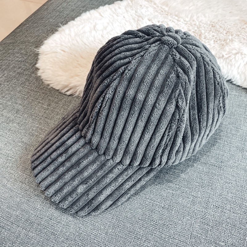 深灰立體絨老帽／二手-1