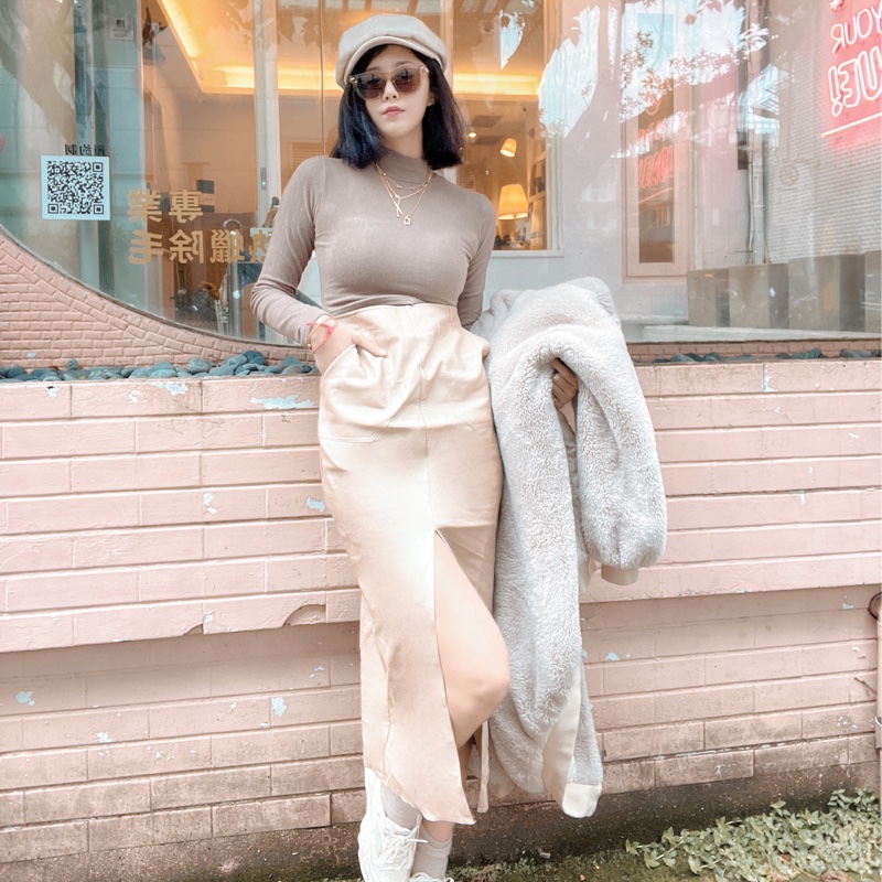 長腿小姊姊高腰質感奶茶色皮裙-4