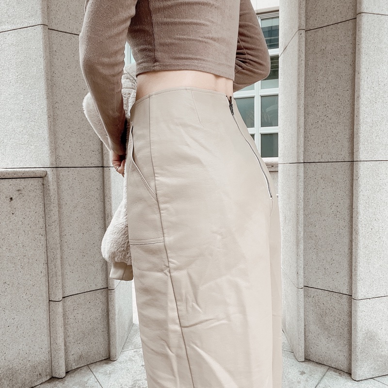 長腿小姊姊高腰質感奶茶色皮裙-6