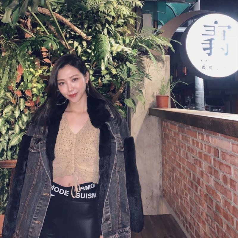 正韓 卡其抽繩洞洞針織毛衣-4