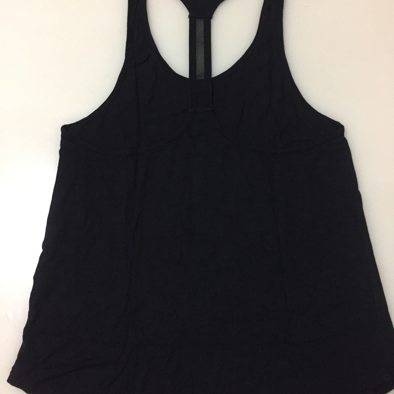 New look 黑色T字挖背運動背心/罩衫|Zumba /Nike/adidas|女生M|遮肚肚|吸汗棉質慢跑訓練罩衫｜喜歡Nike Adidas 可參考-3