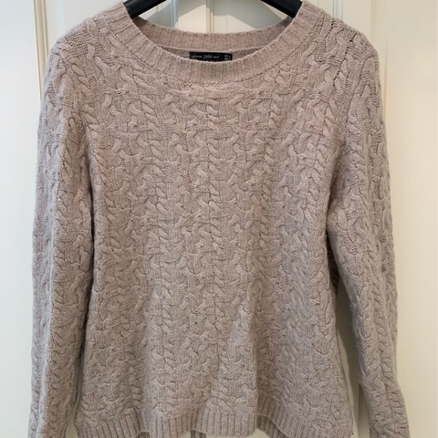 Zara 卡其色麻花毛衣
