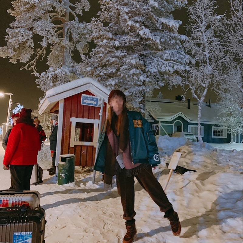 韓國代購X2 寬松塗鴉徽章兩面穿抽褶袖夾克飛行棉服外套-5