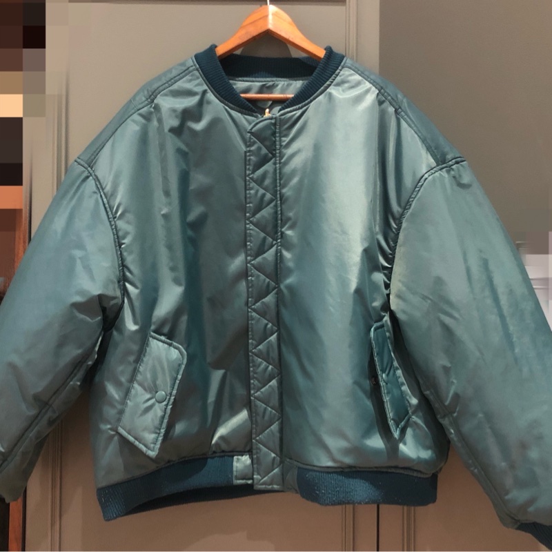 韓國代購X2 寬松塗鴉徽章兩面穿抽褶袖夾克飛行棉服外套-7