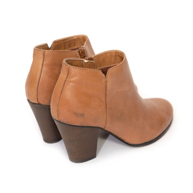 【劉方慈私服】ALDO 駝色木跟皮短靴-2