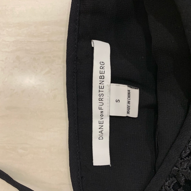 DVF 黑色蕾絲細肩帶洋裝-1