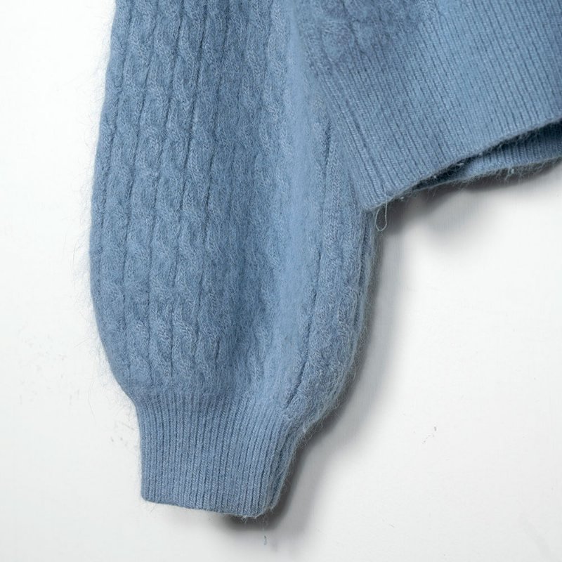 【艾琳私服】水藍色海馬毛麻花泡泡袖毛衣-1
