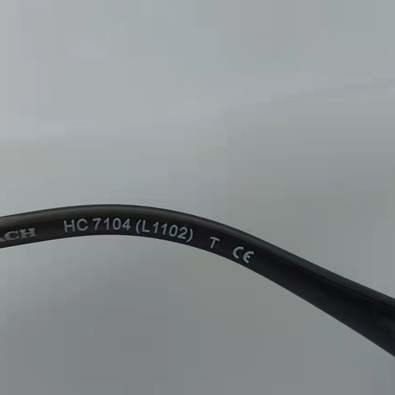 COACH無框金屬Logo太陽眼鏡-漸層墨色-3