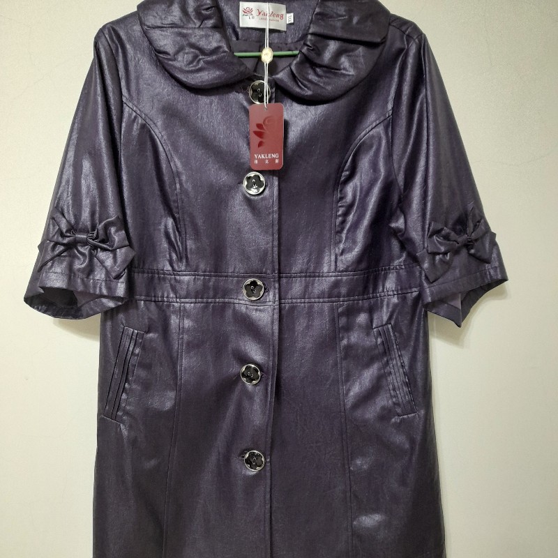 七分荷葉風衣外套-0