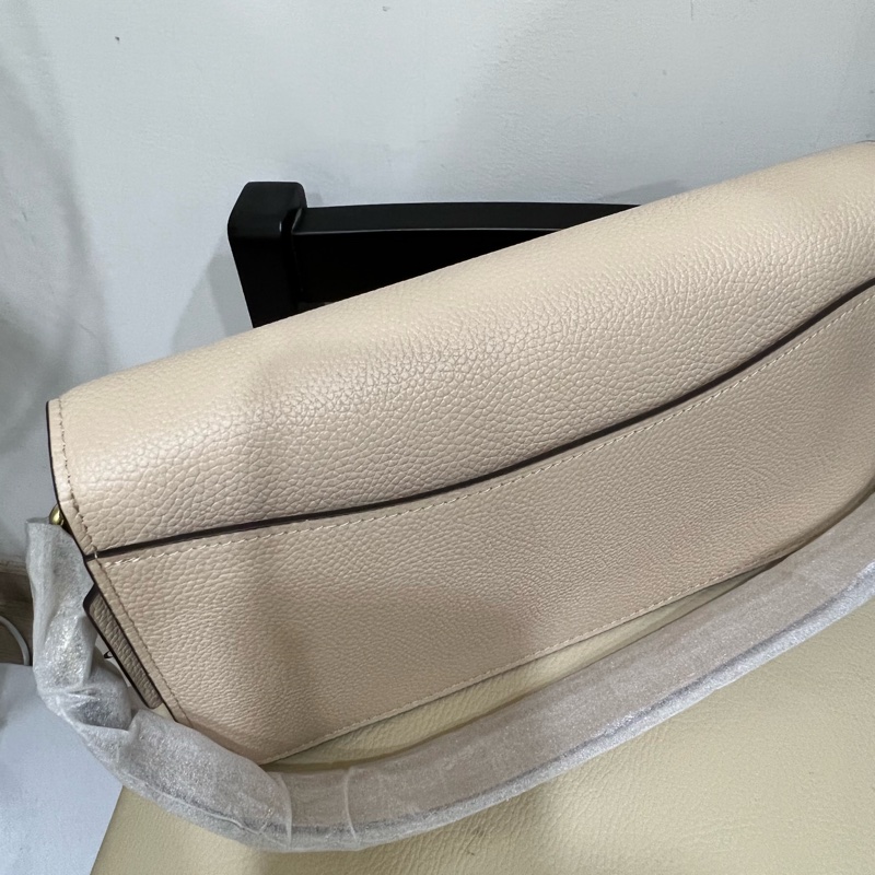 COACH 酒神包 全新 奶茶撞色-5