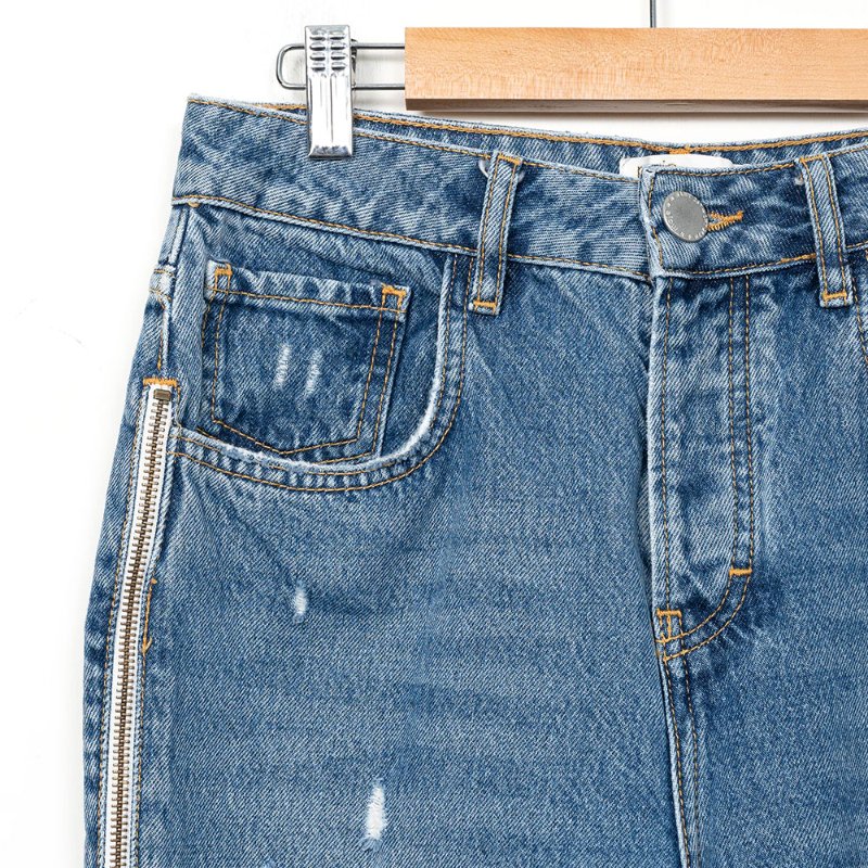 【蔡沁瑜私服】Maje 抓破側拉鍊造型牛仔直筒褲-1