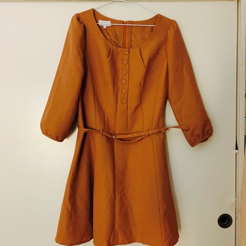 偏棕的7分袖典雅洋裝👗👗👗