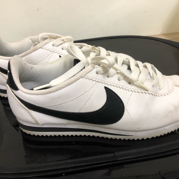 nike 黑白 阿甘鞋39-0