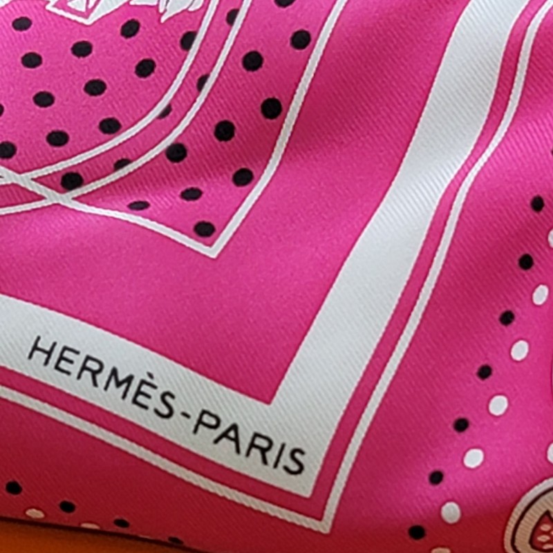 Hermes愛馬仕70×70方形絲巾（100%真絲）-2