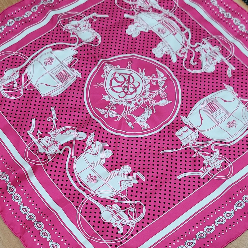 Hermes愛馬仕70×70方形絲巾（100%真絲）-9
