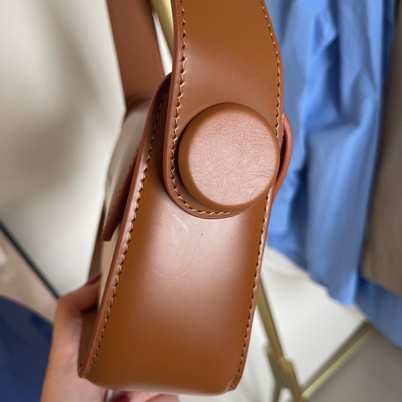 Warm studio古良吉吉法棍包(全新)-1