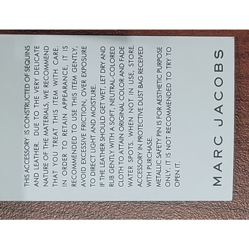marc jacobs 紐約搖滾銀色亮片印花包(原1795美金)-8