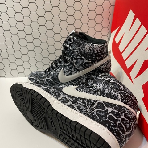 全新 正版NIKE耐吉 女鞋 女內增高鞋 蛇紋高筒內增高球鞋 尺寸24公分