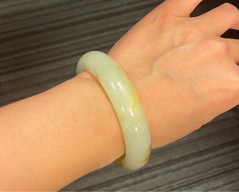 Z01現貨🌸天然岫玉手鐲/遼陽花玉桂花糕加厚手鐲/圈口57.9-7