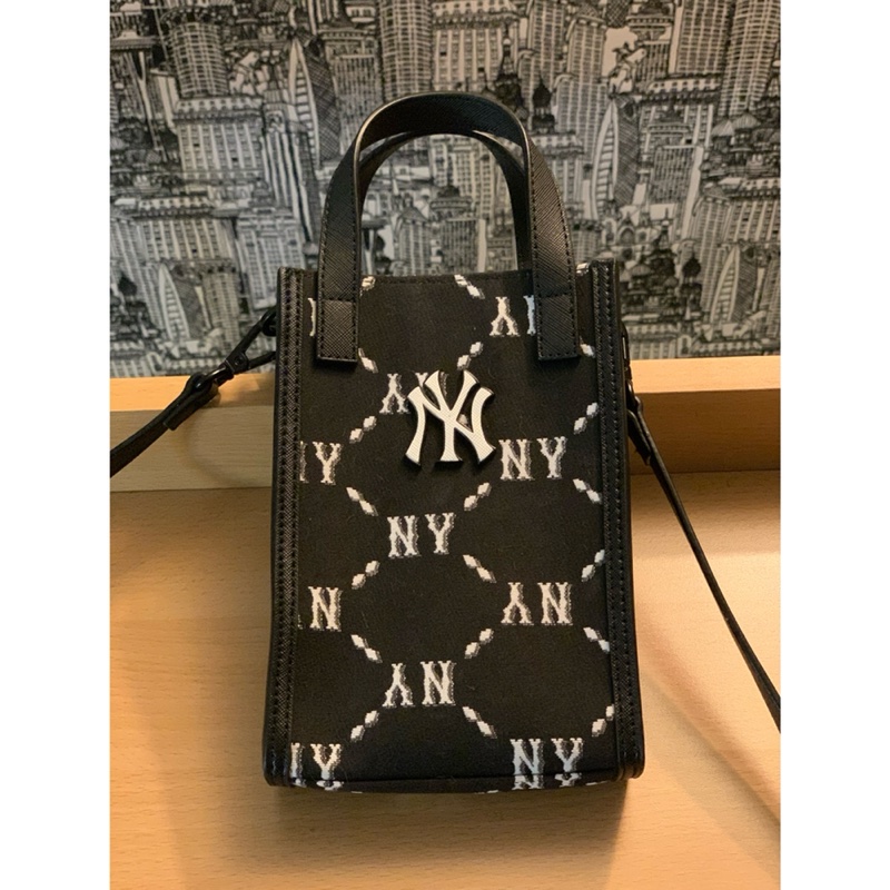 MLB 零錢包 手機包 小包 MONOGRAM系列 紐約洋基隊|PopChill 拍拍圈