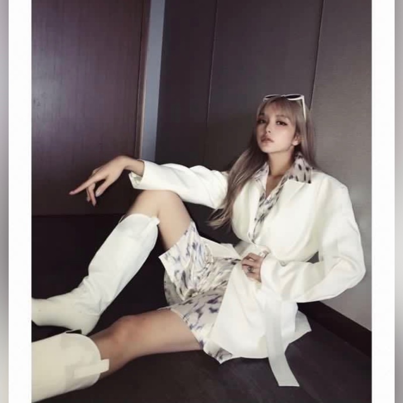 全新含吊牌Grace Chow周揚青 白色復古西裝外套 M-2