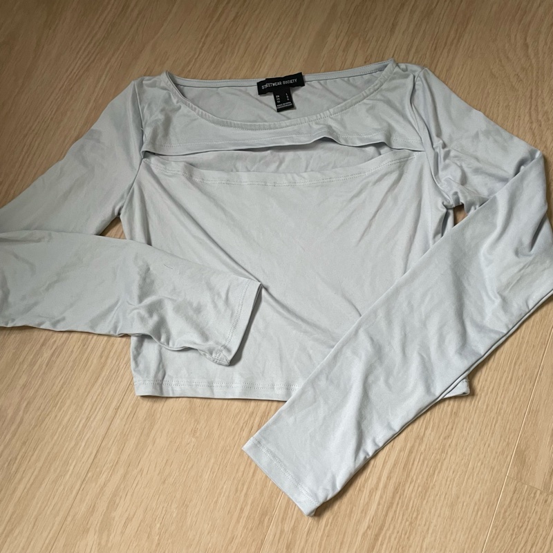 美國品牌｜Streetwear Society 前挖空上衣｜彈性長袖｜露胸｜瑜伽衣｜淺藍色｜漏胸｜二手衣-0