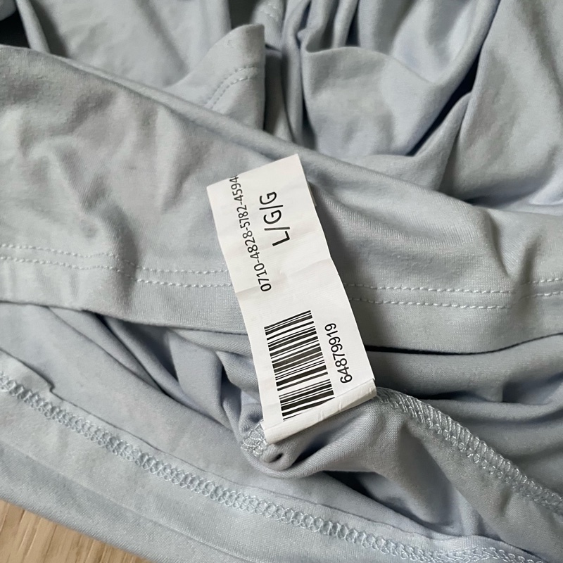 美國品牌｜Streetwear Society 前挖空上衣｜彈性長袖｜露胸｜瑜伽衣｜淺藍色｜漏胸｜二手衣-6