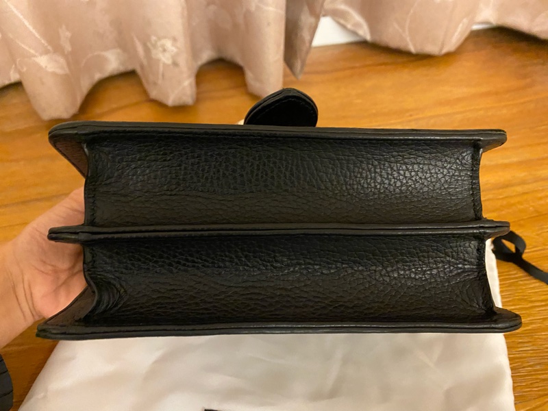 【GUCCI 雙G金扣】荔枝紋牛皮風琴包(黑)-2