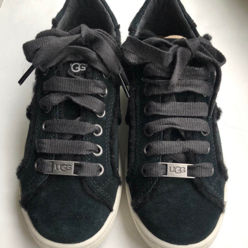 UGG麂皮黑色休閒鞋(全新附鞋盒)-2