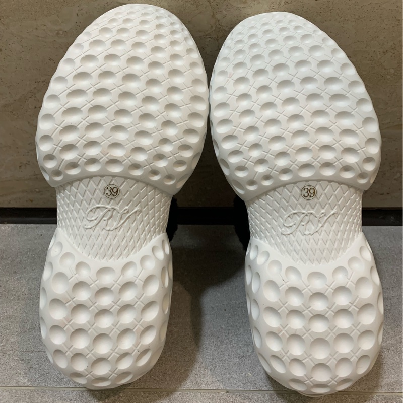 RV方鑽同款亮面黑白色老爹鞋-5