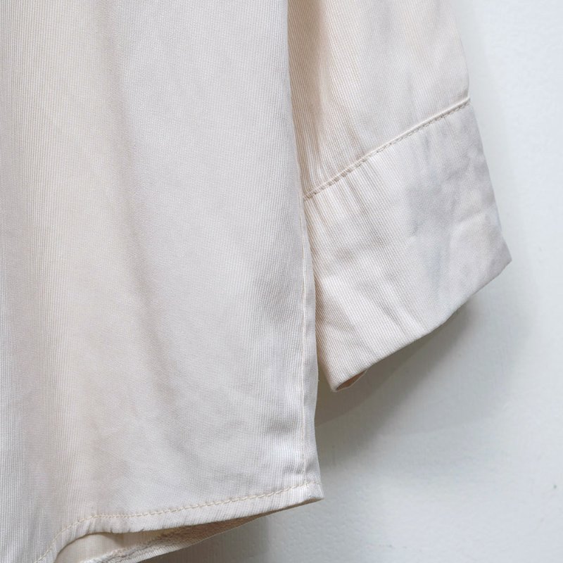 【梁以辰私服】杏色襯衫-2