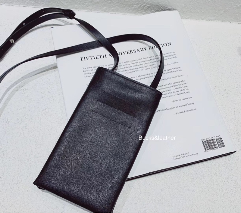 Bucks&leather韓國真皮質感手機背帶包-0