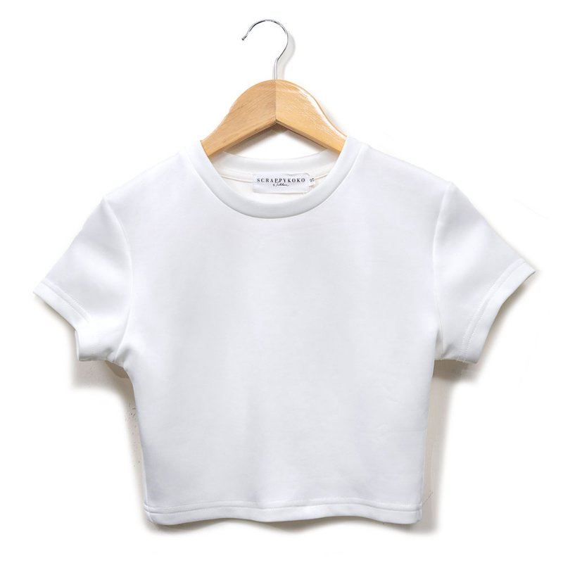 【王以甯 Ines 私服】Scrappy koko 白色短版上衣 + 鬆緊短褲-1