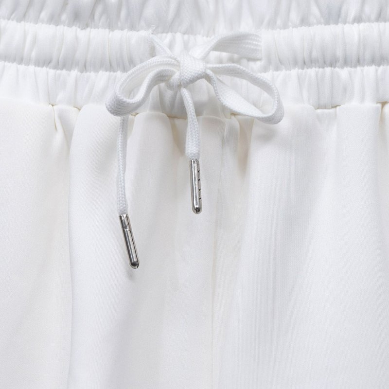 【王以甯 Ines 私服】Scrappy koko 白色短版上衣 + 鬆緊短褲-4