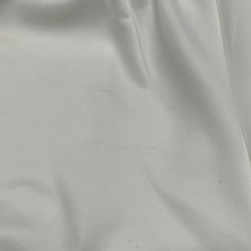 【王以甯 Ines 私服】Scrappy koko 白色短版上衣 + 鬆緊短褲-8