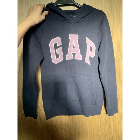 GAP帽T