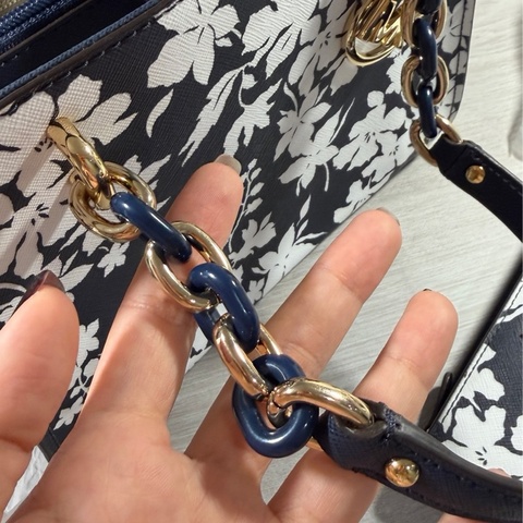 Michael Kors 海軍藍花卉印花雙肩包