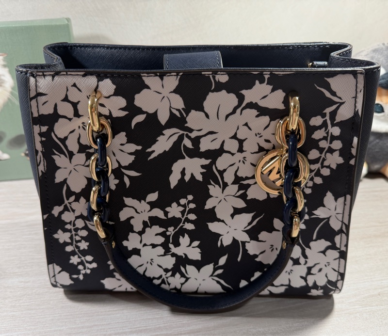 Michael Kors 海軍藍花卉印花雙肩包-5