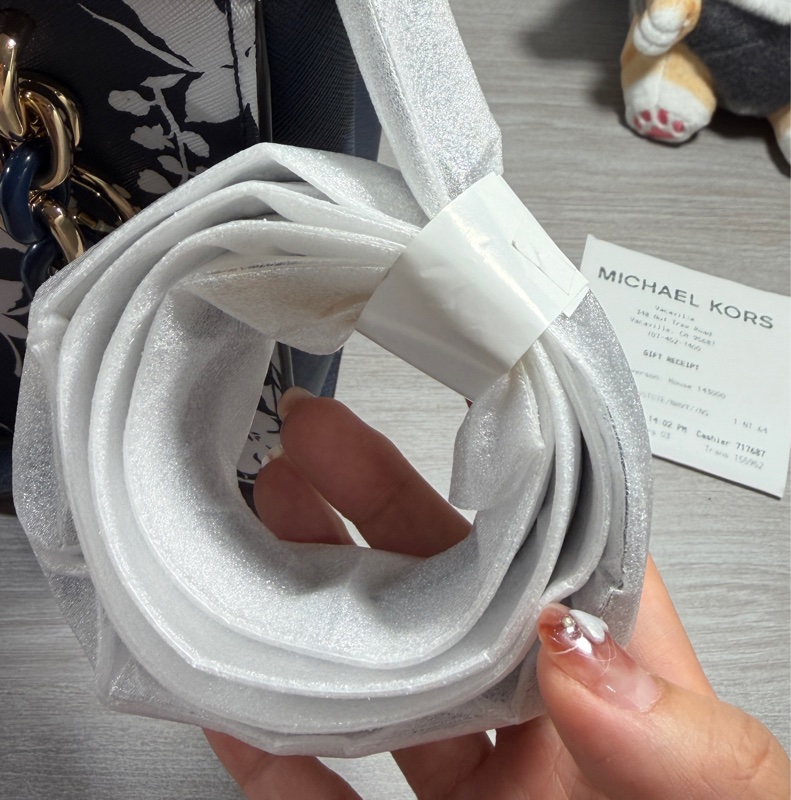 Michael Kors 海軍藍花卉印花雙肩包-13