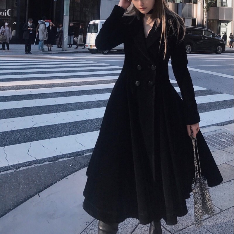 全新GRACE CHOW 周揚青自創品牌周周熱銷同款復古黑絲絨長版大衣裙S-5