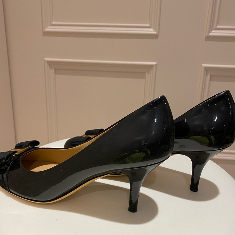 Salvatore Ferragamo 經典Carla蝴蝶結跟鞋-2