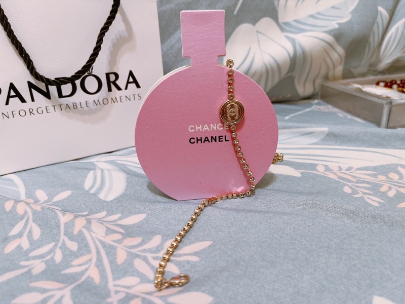 香奈兒頸鏈 不知真假但有鋼印-1