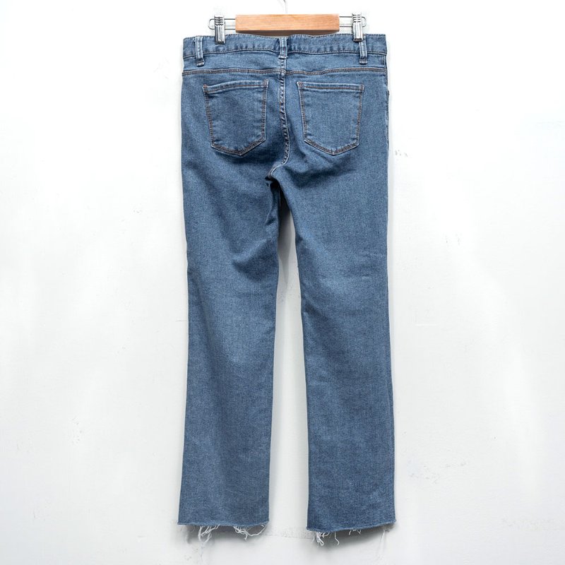 【曲艾玲私服】正韓珍珠釦環造型破壞牛仔褲-4