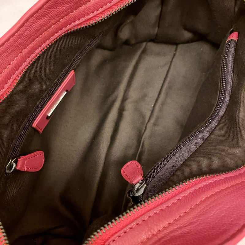 韓國品牌【ensoen 】真皮機車包-3